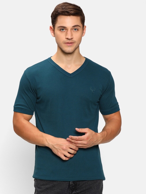 

V2 Value & Variety Men Blue V-Neck T-shirt