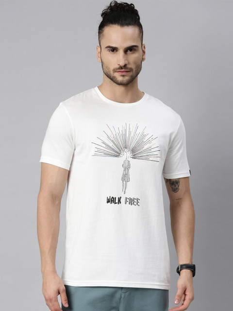 

Breakbounce Men White Typography Printed Pure Cotton T-shirt