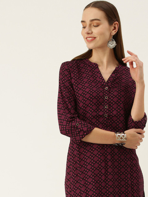 

AMUKTI Women Maroon Geometric Printed Kurta