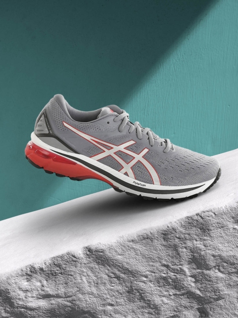 

ASICS Men Grey GT-2000 9 Sports Shoes