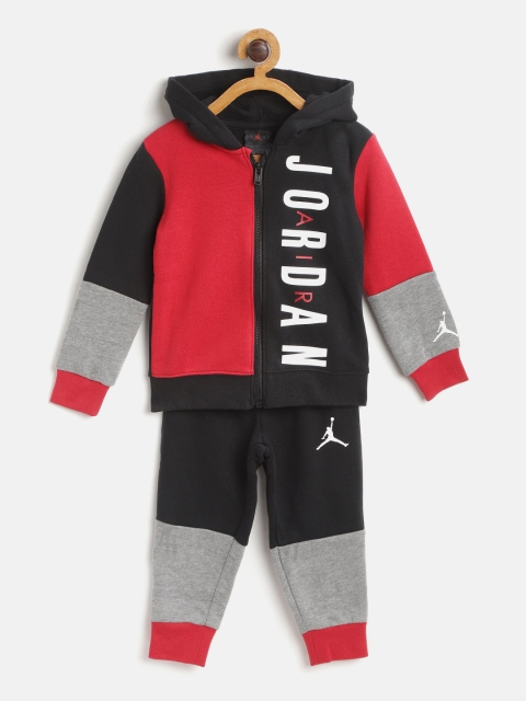 

Jordan Boys Red & Black Colourblocked Half Court Fleece Full Zip Hoodie and Joggers Set