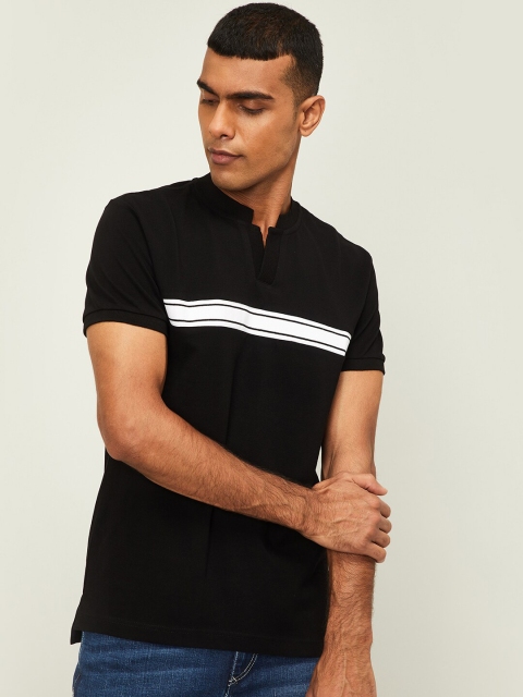 

Denimize by Fame Forever Men Black & White Colourblocked Mandarin Collar Slim Fit T-shirt