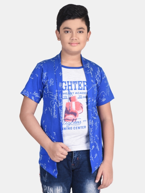 

Fabshio Boys Navy Blue Typography Printed T-shirt with Attached Shrug