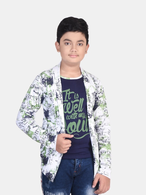 

Fabshio Boys Green & Navy Blue Typography Printed T-shirt with Attached Shrug