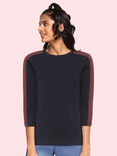 

UTH by Roadster Girls Navy Blue & Maroon Pure Cotton Solid T-shirt