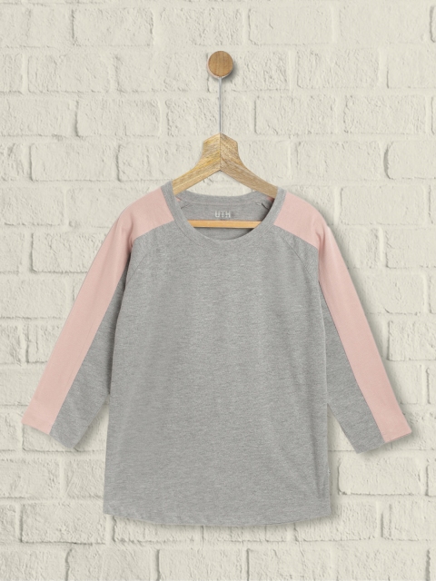 

UTH by Roadster Girls Grey Melange & Peach-Coloured Pure Cotton Solid T-shirt