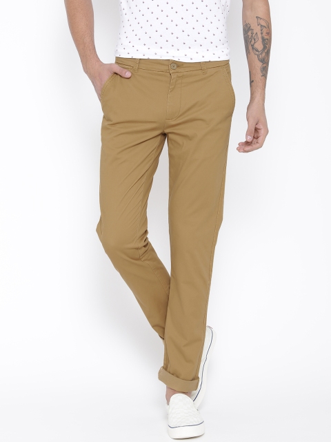 

United Colors of Benetton Men Khaki Solid Slim Fit Chino Trousers
