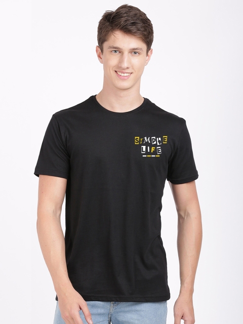 

MASH UNLIMITED Men Black & Yellow Typography Printed Slim Fit T-shirt