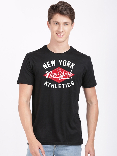 

MASH UNLIMITED Men Black & White Printed Slim Fit T-shirt