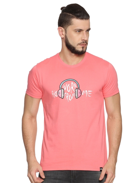 

MASH UNLIMITED Men Pink & White Printed Slim Fit T-shirt