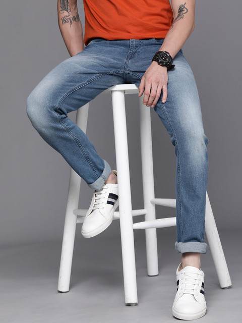 

WROGN Men Blue Slim Fit Heavy Fade Stretchable Jeans