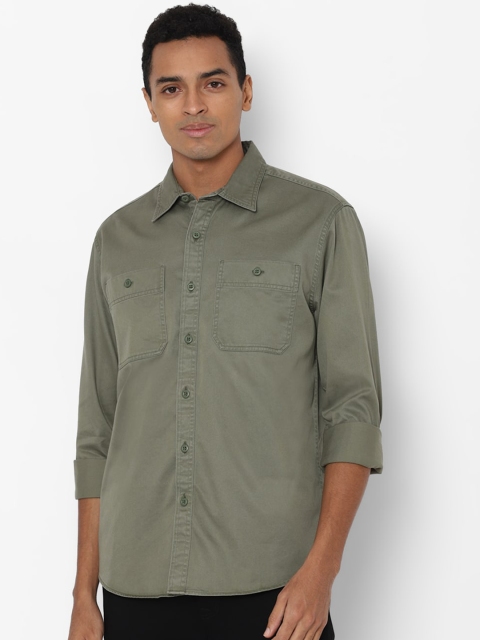 

AMERICAN EAGLE OUTFITTERS Men Olive Green Pure Cotton Casual Shirt