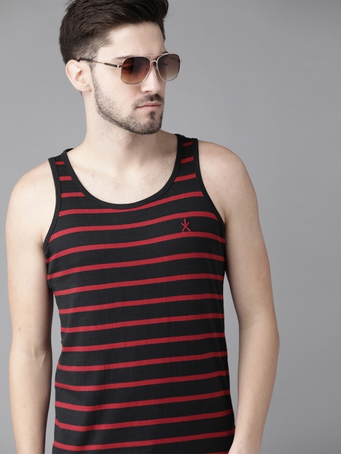 

The Roadster Lifestyle Co Men Black Red Pure Cotton Striped Pure Cotton T-shirt