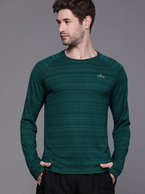 

WROGN ACTIVE Men Green Solid Slim Fit T-shirt