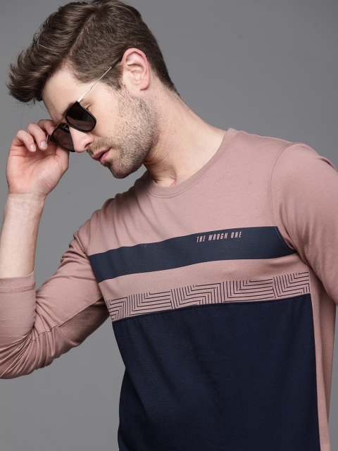 

WROGN Men Pink & Navy Blue Colourblocked T-shirt