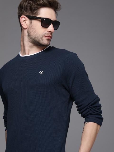 

WROGN Men Navy Blue Self Designed Slim Fit Pure Cotton Logo T-shirt