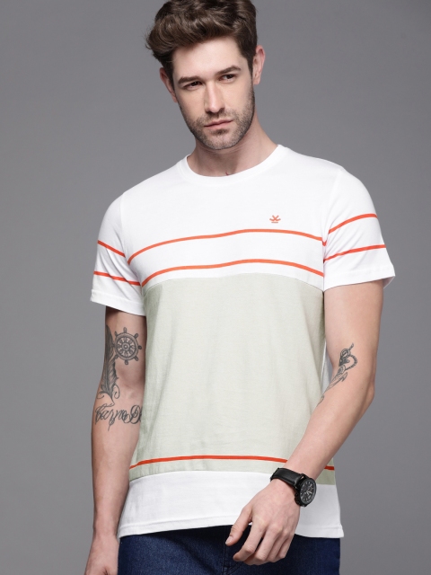 

WROGN Men White Beige Slim Fit Pure Cotton Colourblocked Pure Cotton T-shirt With Stripe Detail
