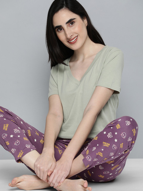 

HERE&NOW Women Purple Typography Printed Pure Cotton Cropped Lounge Pants