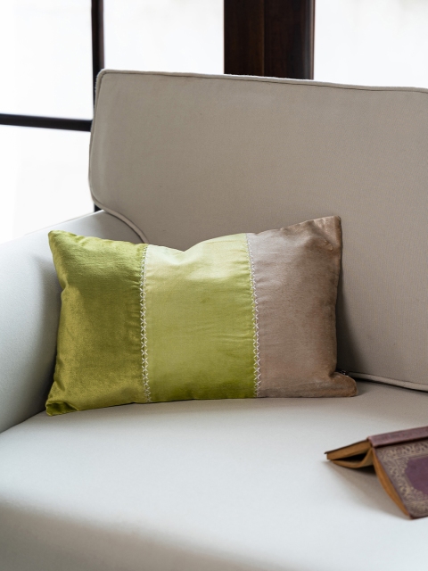 

Pure Home and Living Green & Nude-Coloured Colourblocked Velvet Rectangle Cushion Covers