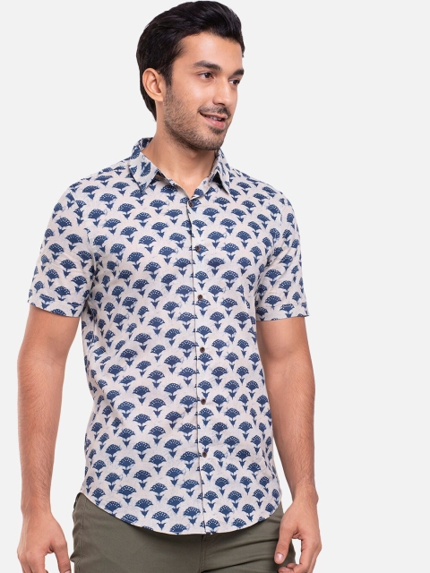 

Bewakoof Men Grey Ethnic Motifs Printed Casual Shirt