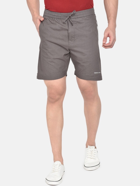 

beevee Men Grey Striped Regular Shorts