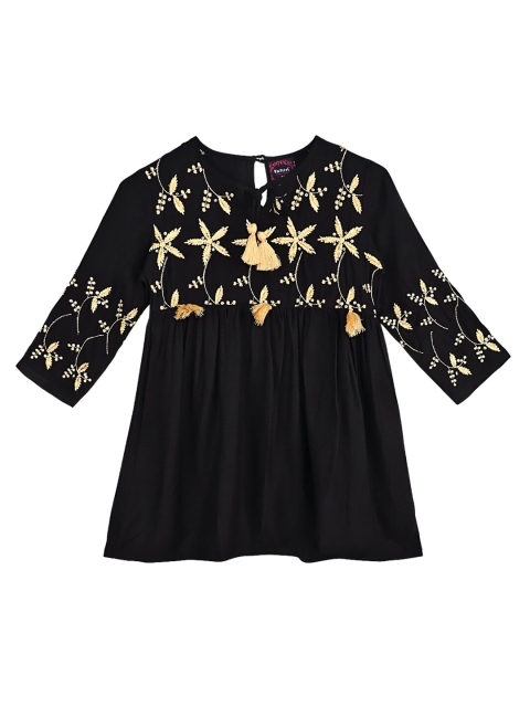

Ishin DESIGNER STUDIO Girls Black Floral Embroidered Pleated A-Line Top