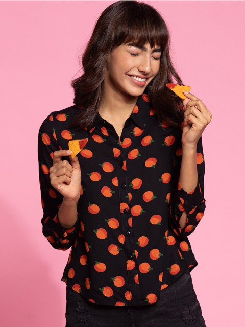 

Bewakoof Women Black Printed Casual Shirt