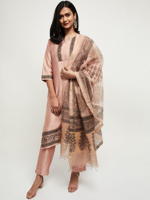 

max Women Peach-Coloured Paisley Printed Anarkali Kurta