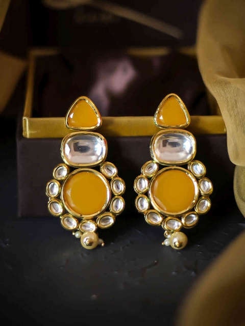 

Kairi Yellow & White Contemporary Drop Earrings