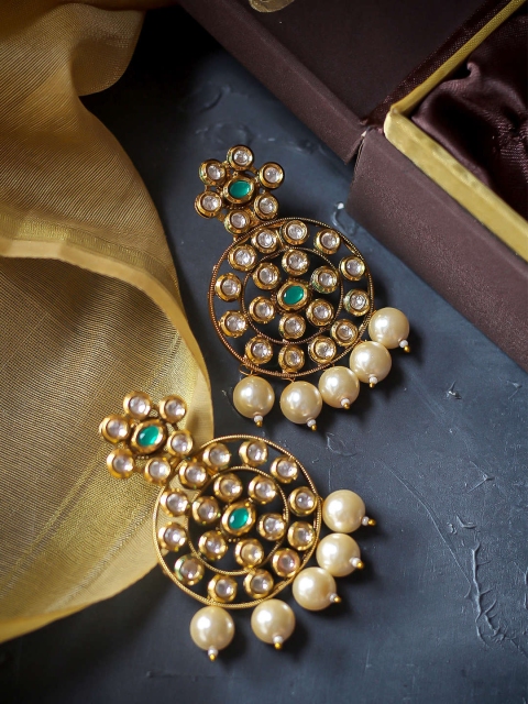 

Kairi Green & Gold-Toned Contemporary Chandbalis Earrings