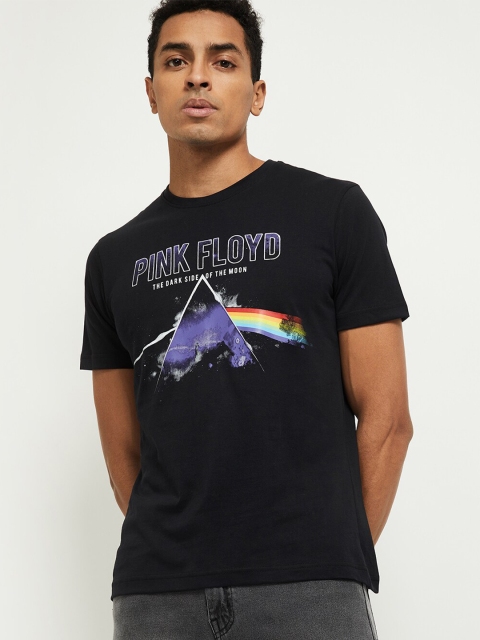 

max Men Black Printed Applique T-shirt