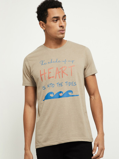 

max Men Khaki Typography Printed Applique T-shirt