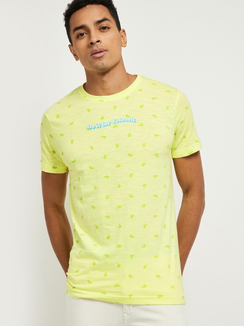 

max Men Yellow Printed T-shirt