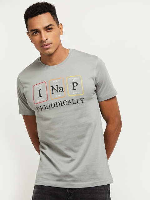 max Men Grey Typography Printed Pockets T-shirt