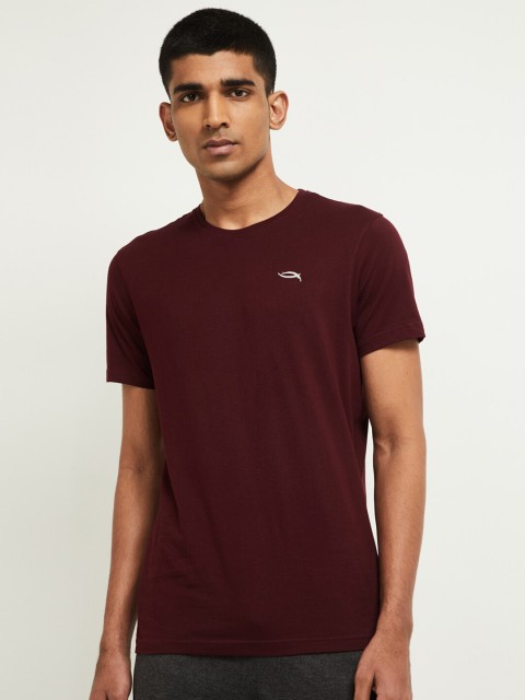 

max Men Purple T-shirt