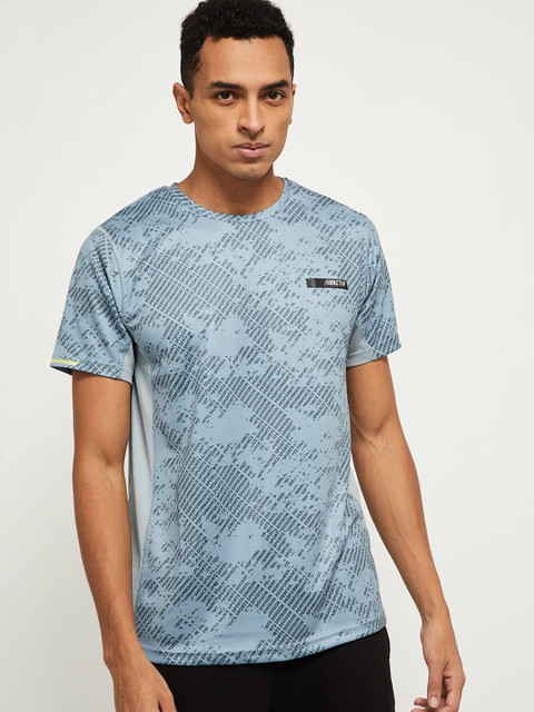

max Men Blue Typography Printed T-shirt