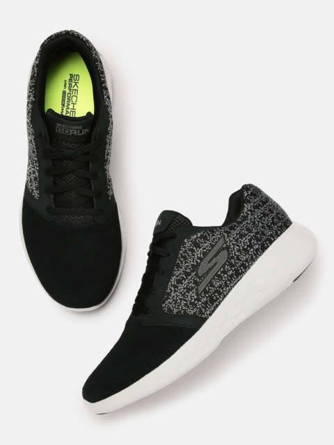 

Skechers Men Black & Grey Go Run 600 Running Shoes