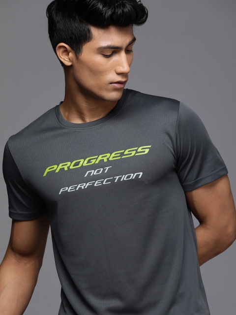 

WROGN ACTIVE Men Grey & Green Printed Slim Fit T-shirt