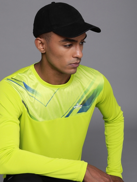 

WROGN ACTIVE Men Fluorescent Green & Blue Brand Logo Printed Slim Fit T-shirt