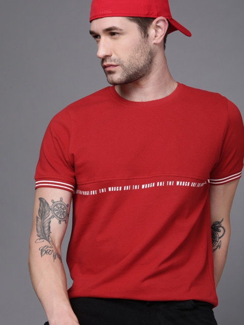 

WROGN Men Red Typography Printed Slim Fit Pure Cotton T-shirt
