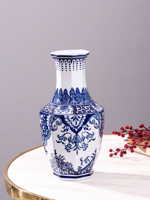 

THEDECORKART White & Blue Geometric Floral Motifs Chinoiserie Decorative Vase