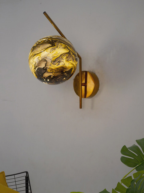 

Fos Lighting Gold-Toned & Grey Printed Glass Classic Country Wall Lamp