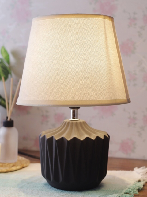 

House Of Accessories White Textured Ceramic Contemporary Table Lamp with Shade
