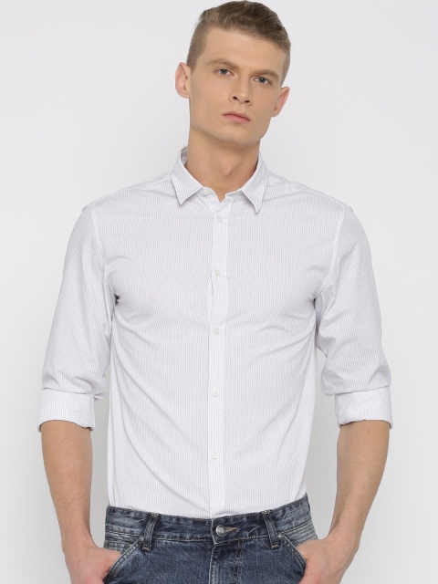 

SELECTED Men White Slim Fit Striped Casual Shirt