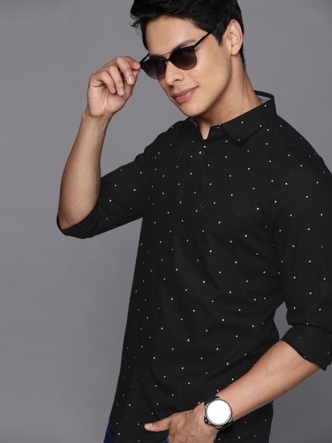 

Allen Solly Men Black Slim Fit Printed Casual Shirt