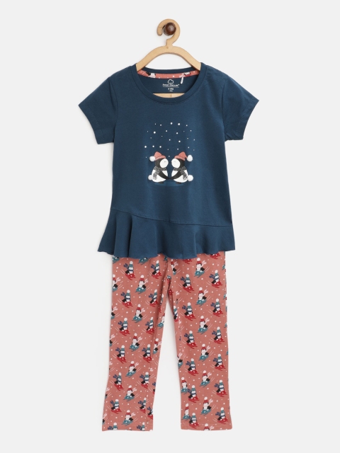 

Sweet Dreams Girls Teal Blue & Peach-Coloured Penguins Printed Pyjamas Set