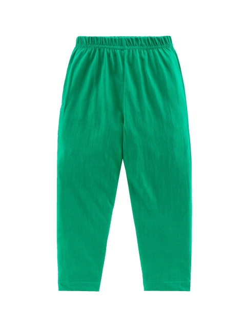 

KiddoPanti Boys Green Solid Lounge pants