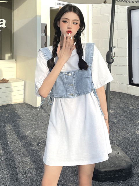 

URBANIC Blue Cotton Denim Crop Top