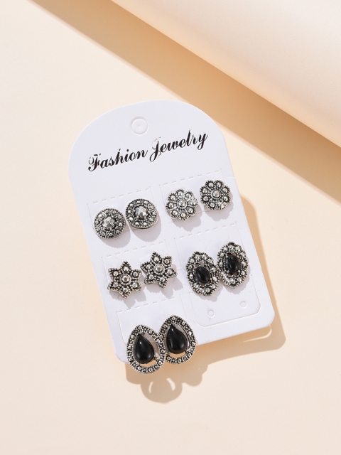 

URBANIC Set of 5 Silver-Toned Oxidised Studs