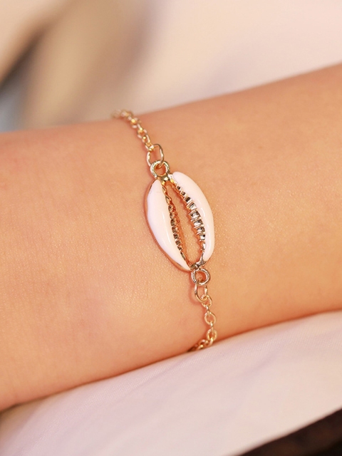 

URBANIC Women Gold-Toned & Off-White Sea Shell Detail Bracelet